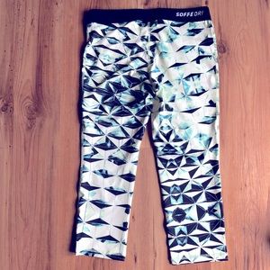 NEW SOFFEDRI Capri Legging Low Rise Geometric NWOT